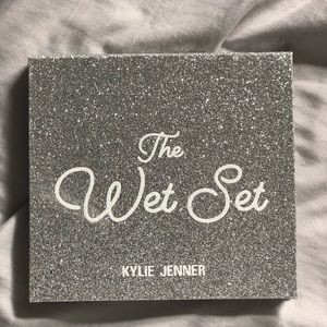 Highlight Set by Kylie Cosmetics!